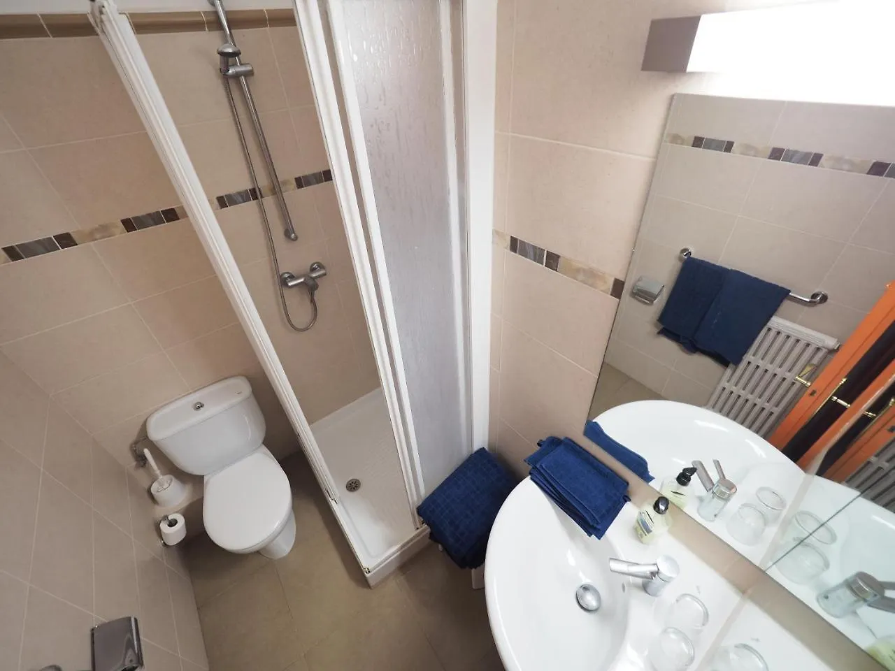 Hotel Montserrat Sitges 2*,
